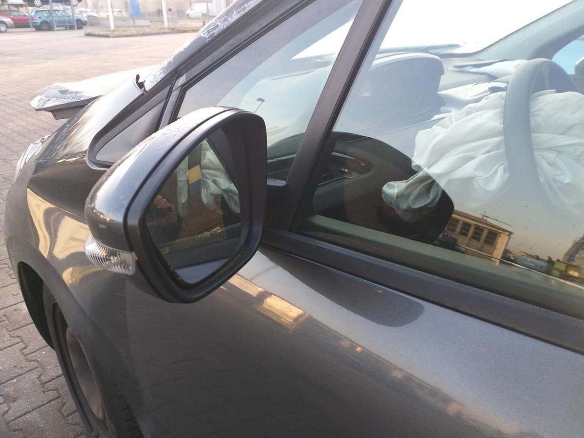 Peugeot 208 original Au&szlig;enspiegel links elektrisch verstellbar KTP Grau Shark Bj.2015